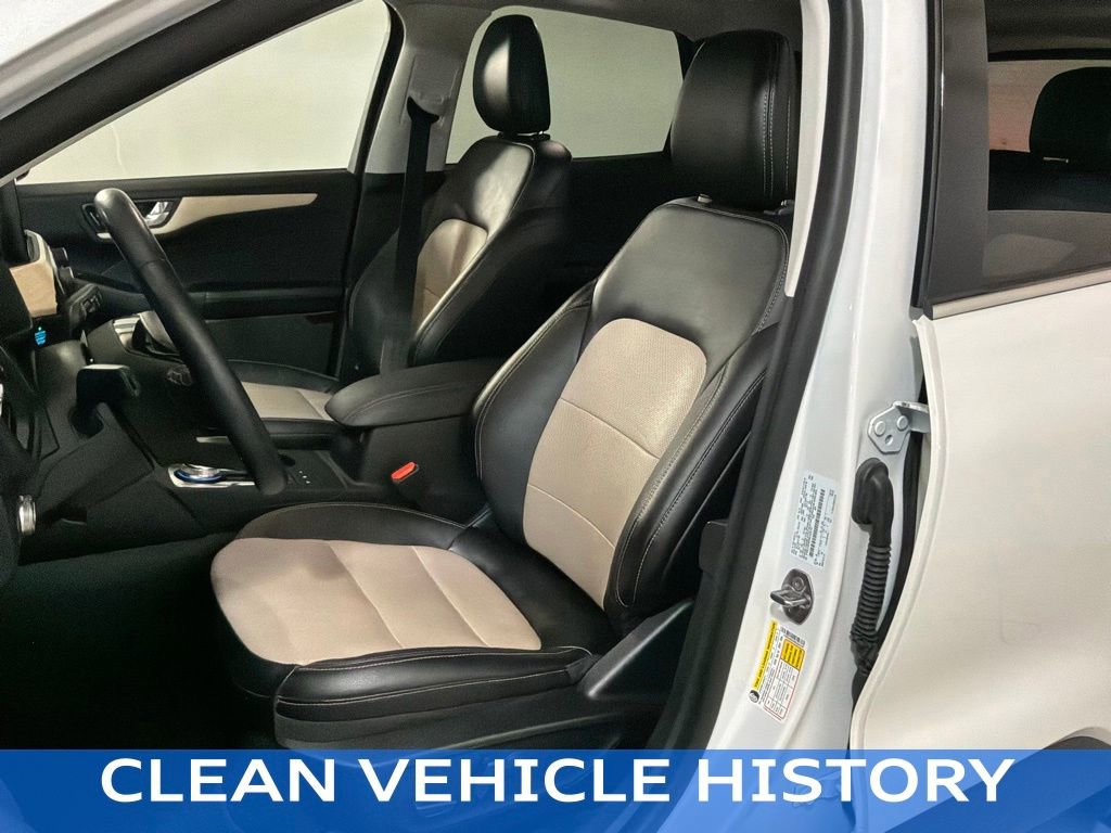 2021 Ford Escape Titanium