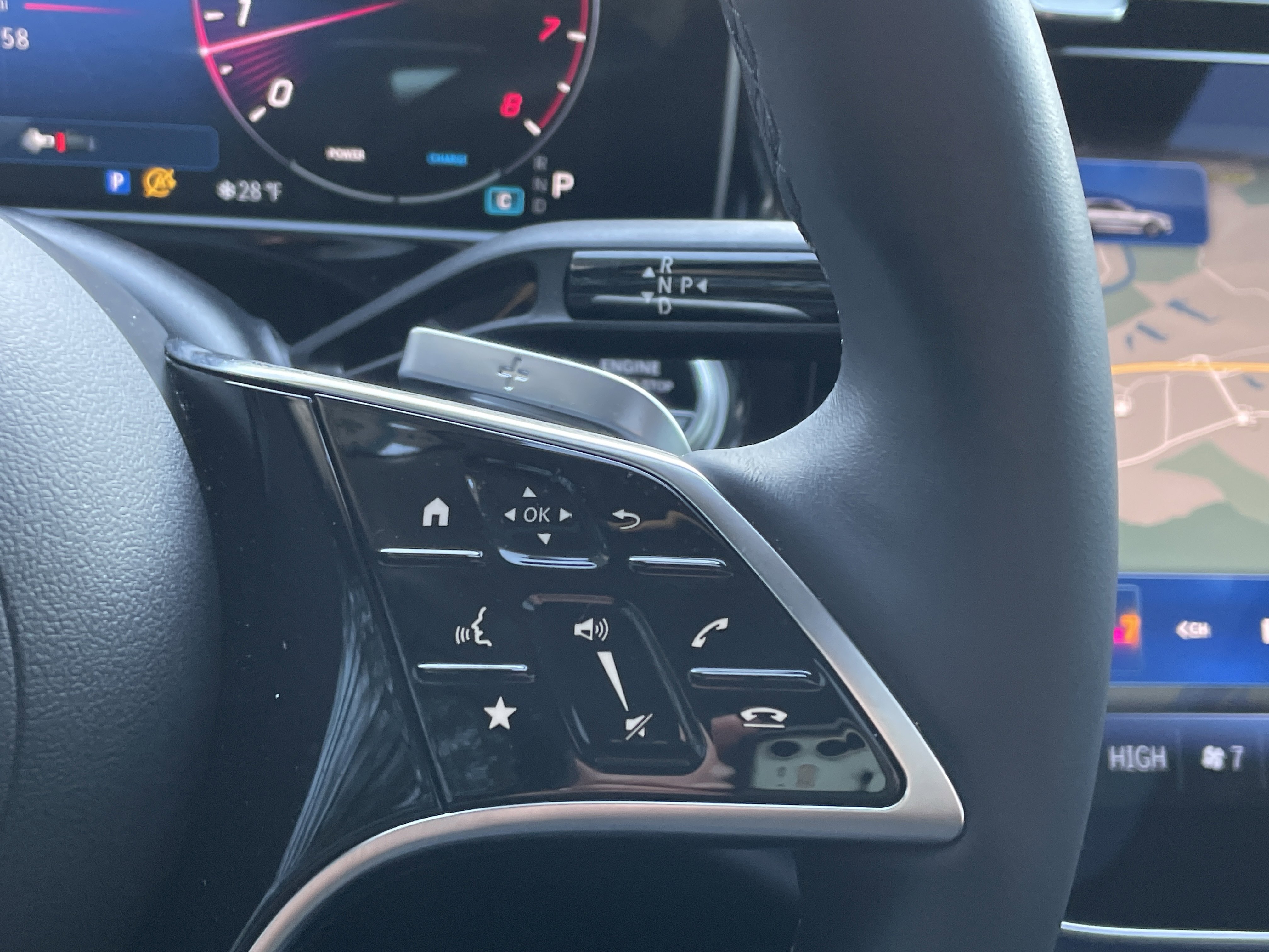 2025 Mercedes-Benz E 350 4MATIC Sedan