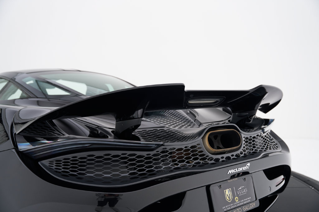 Used 2025 McLaren 750S photo 35