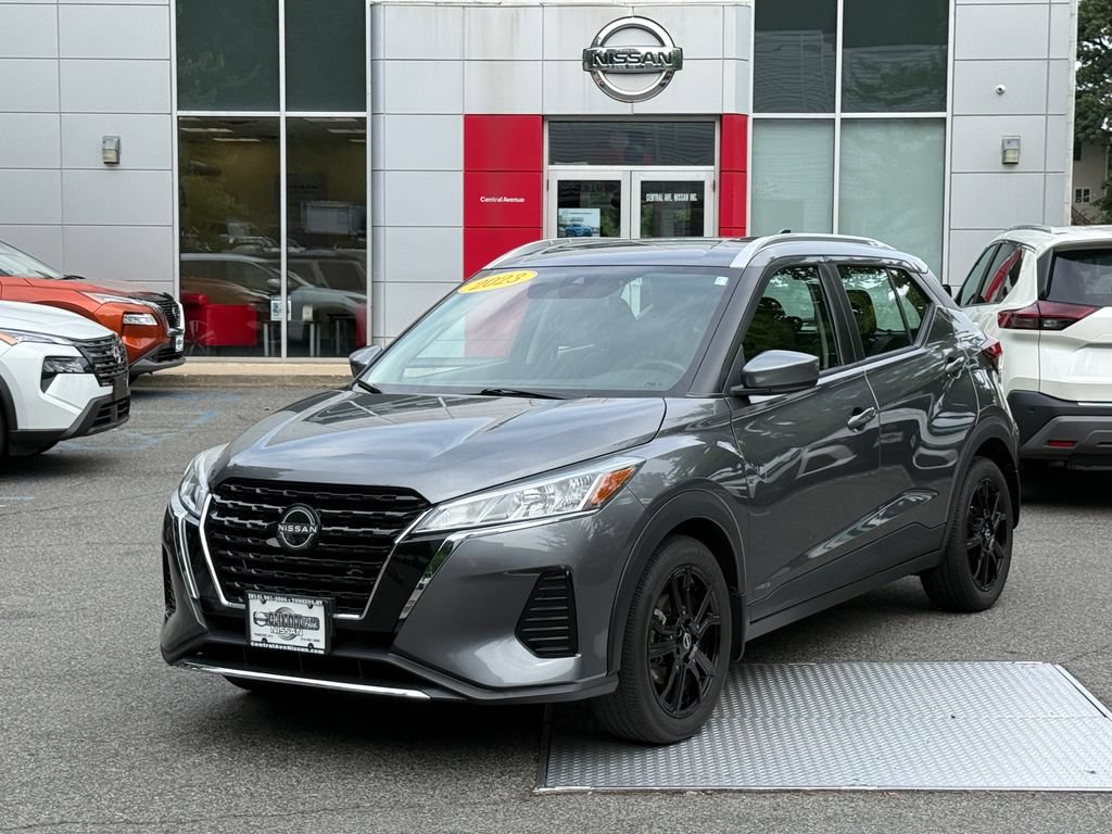 Used 2023 Nissan Kicks SV
