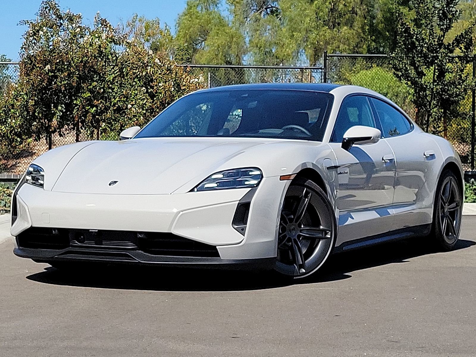 New 2025 Porsche Taycan Turbo
