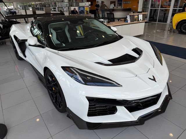 Used 2025 Chevrolet Corvette ZR1 w/ ZR1 Carbon Fiber Aero Package