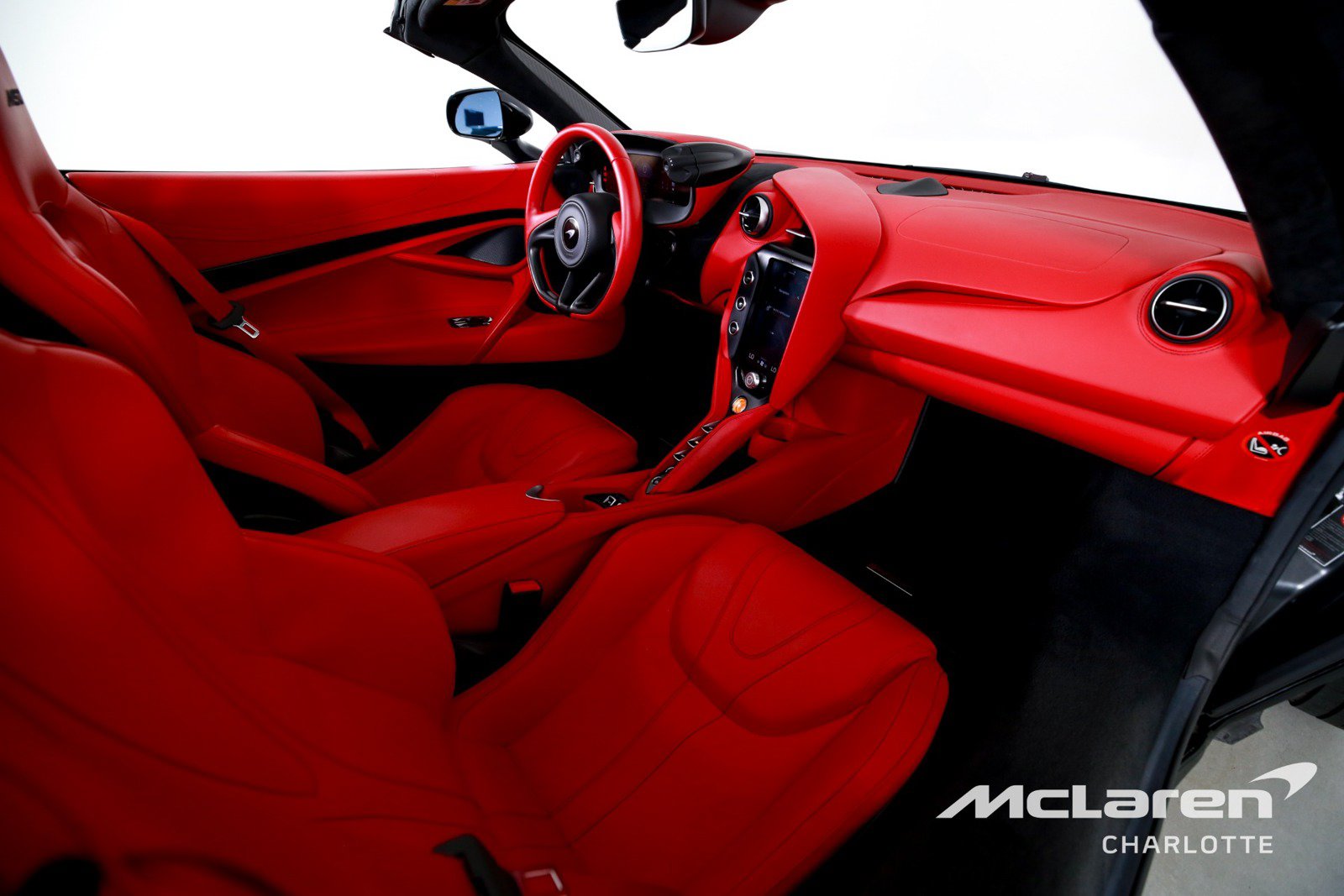 Used 2025 McLaren 750S Spider photo 21
