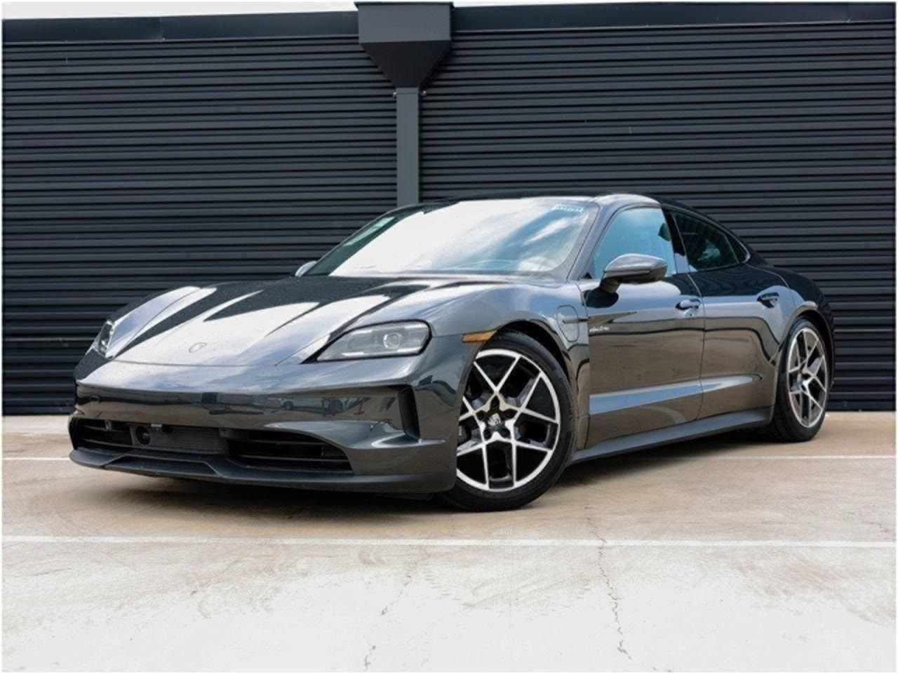 New 2025 Porsche Taycan
