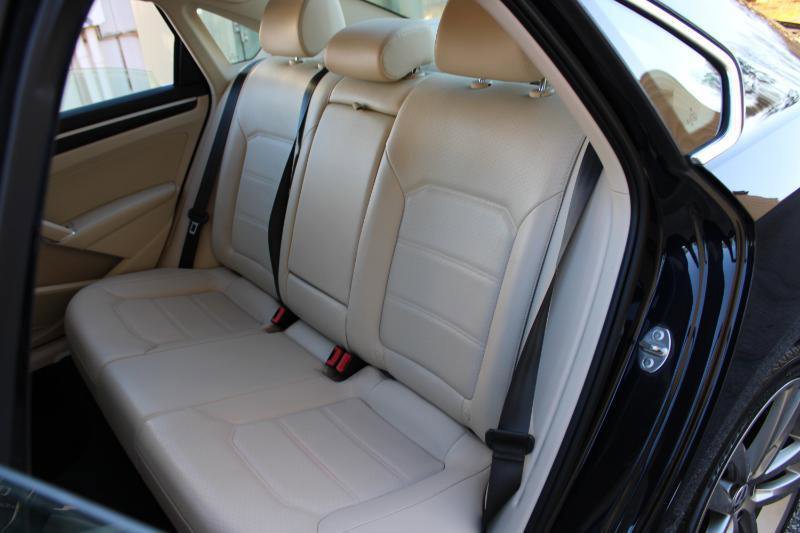 2019 Volkswagen Passat 2.0T SE R-Line