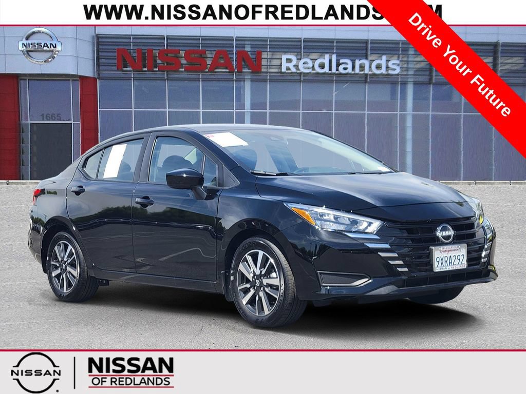 Used 2025 Nissan Versa SV w/ Trunk Package