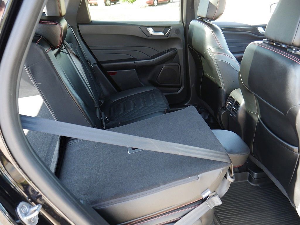 2023 Ford Escape ST-Line Elite