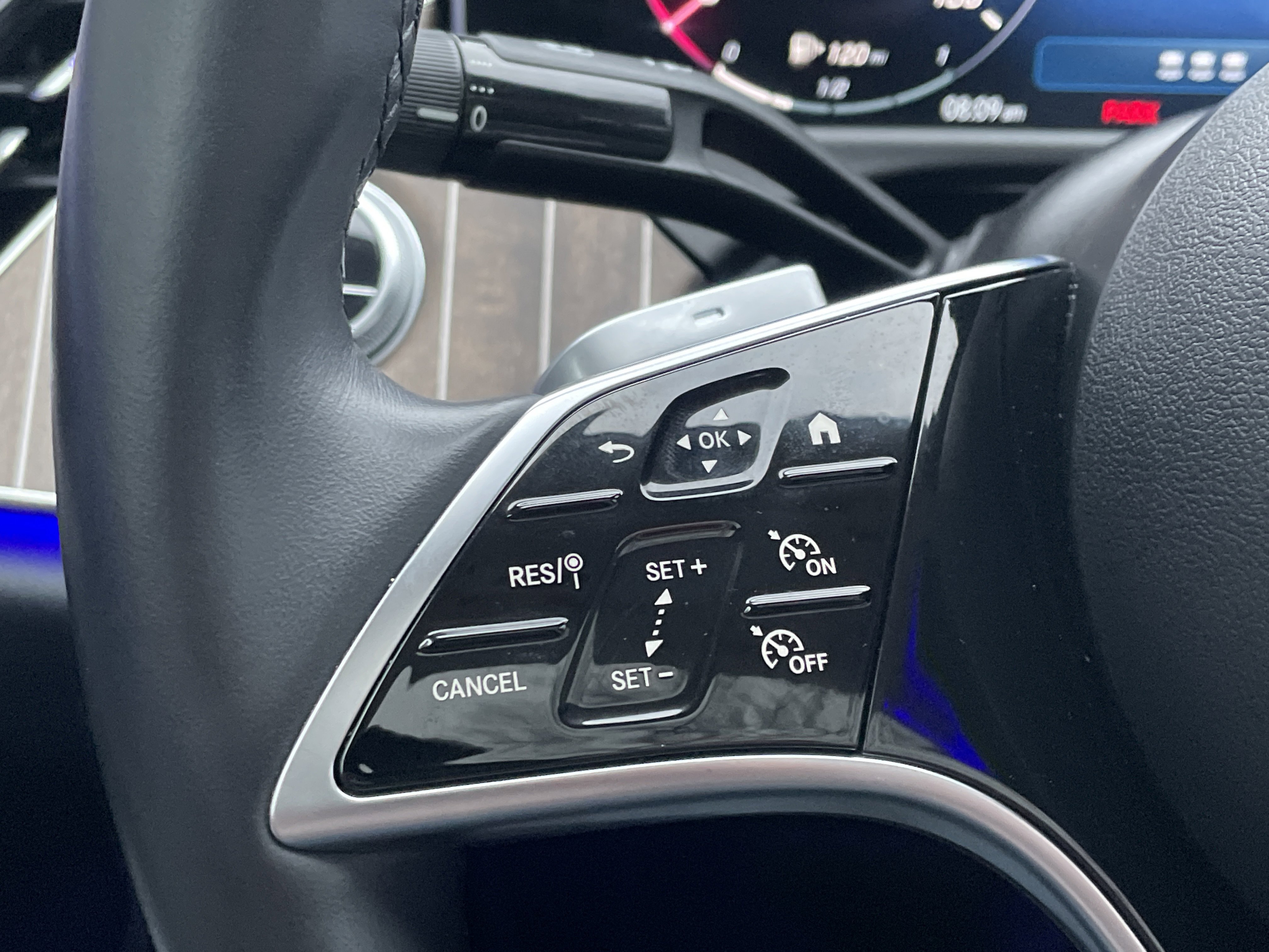 2024 Mercedes-Benz E 350 4MATIC Sedan