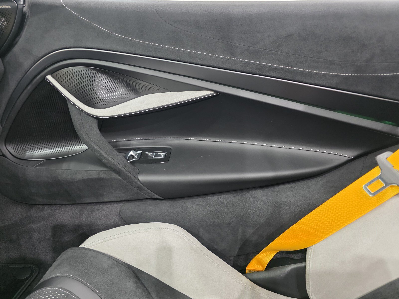 New 2027 McLaren 750S Spider photo 18