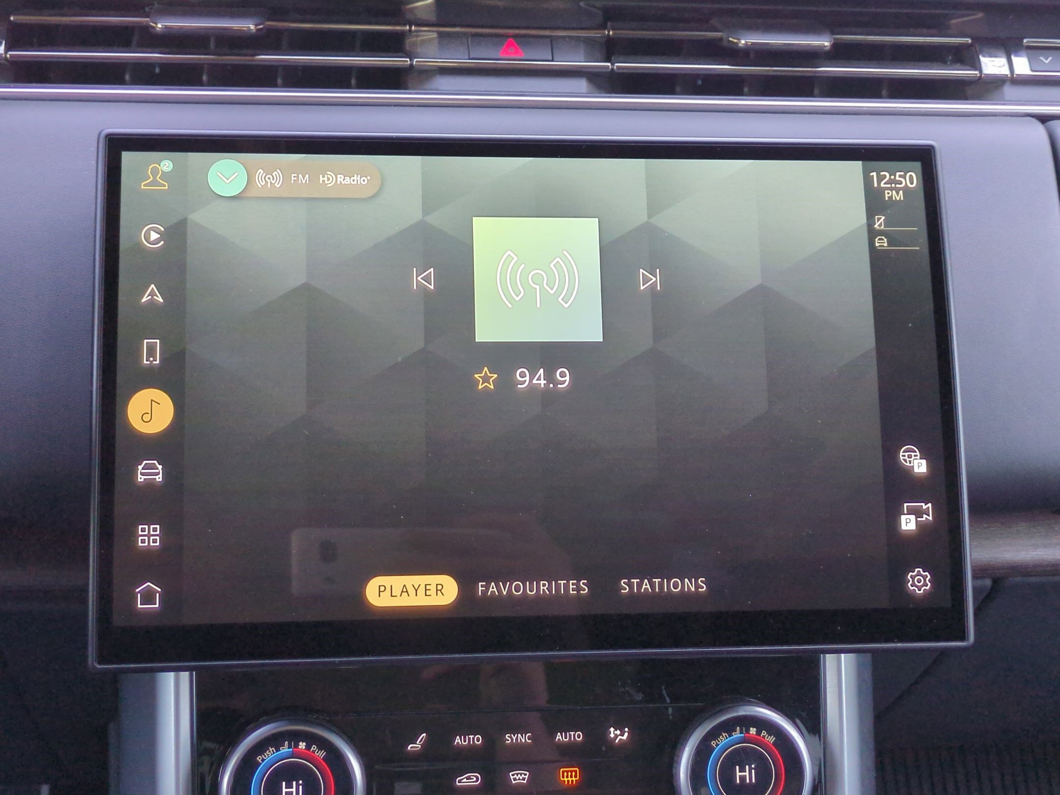 2023 Land Rover Range Rover SE