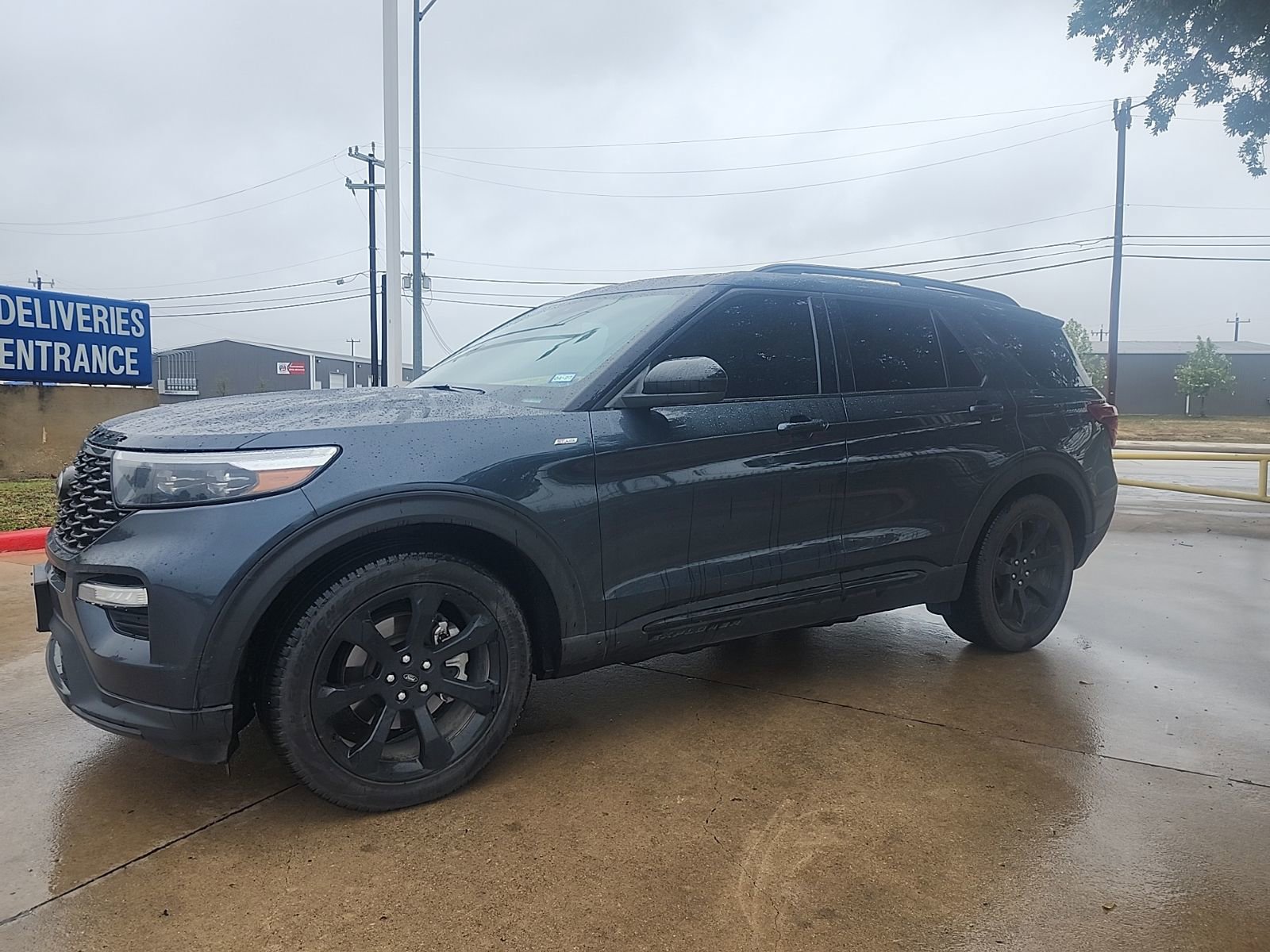 2024 Ford Explorer ST-Line