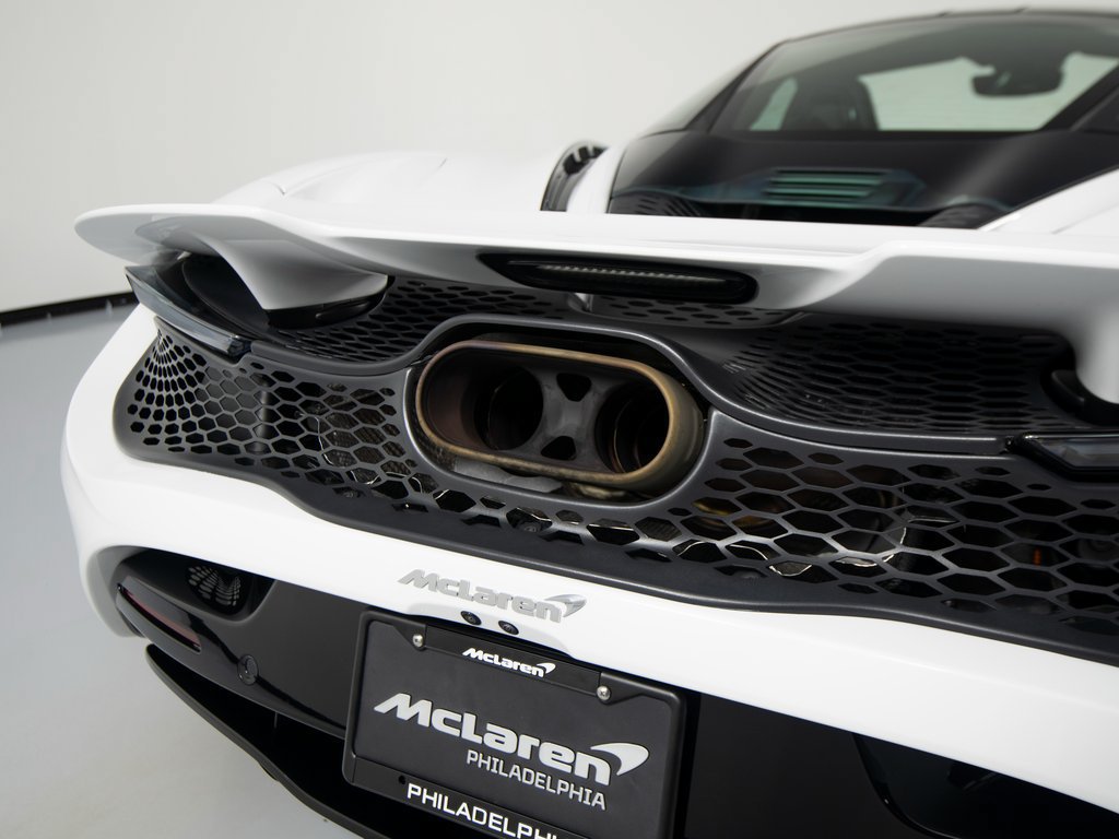 Used 2025 McLaren 750S photo 39