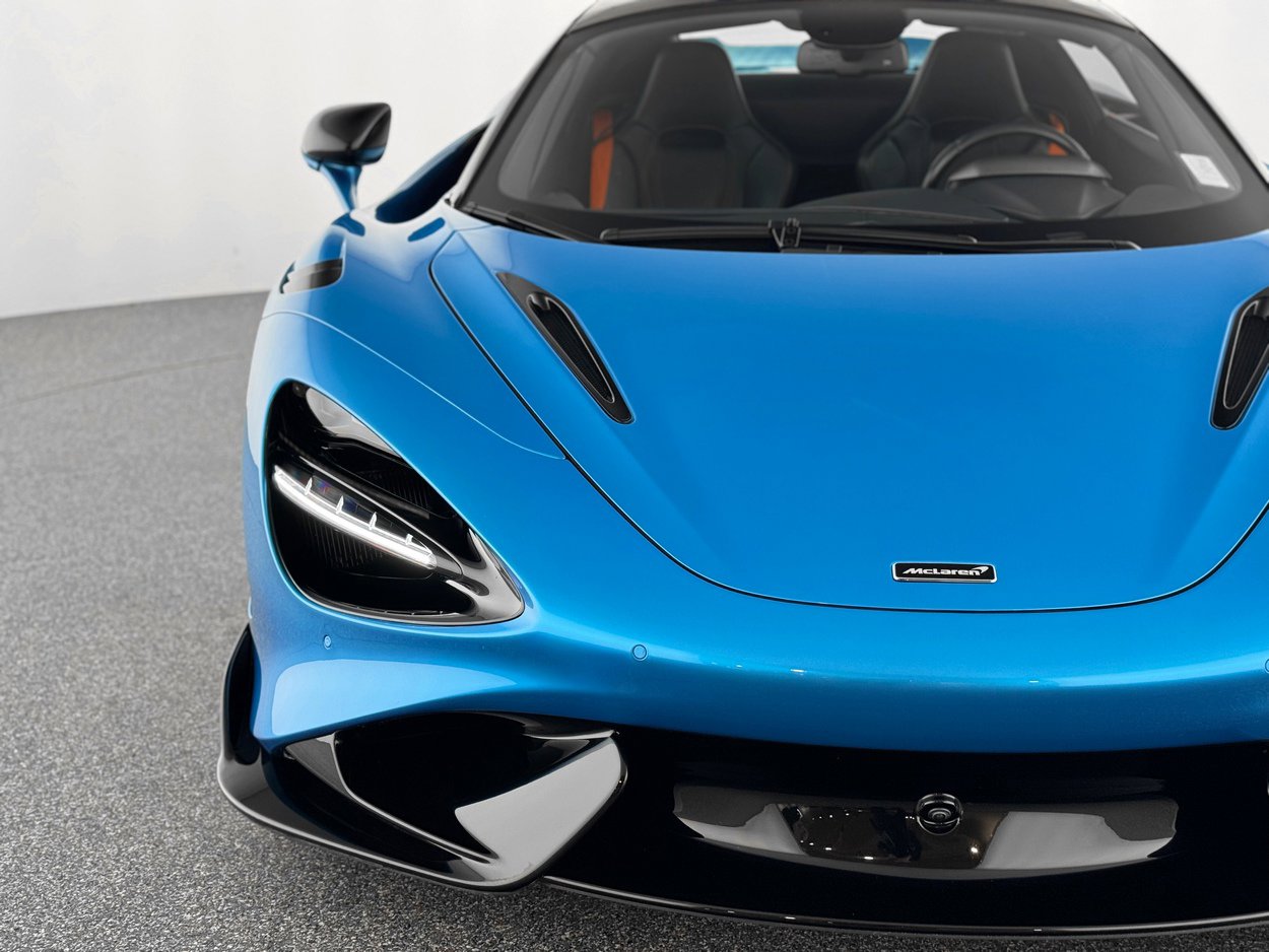 Used 2022 McLaren 765LT photo 36