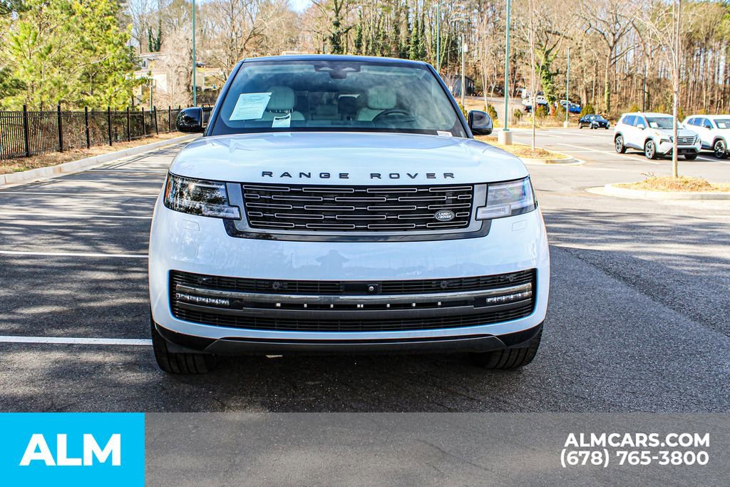 2025 Land Rover Range Rover Long Wheelbase SE