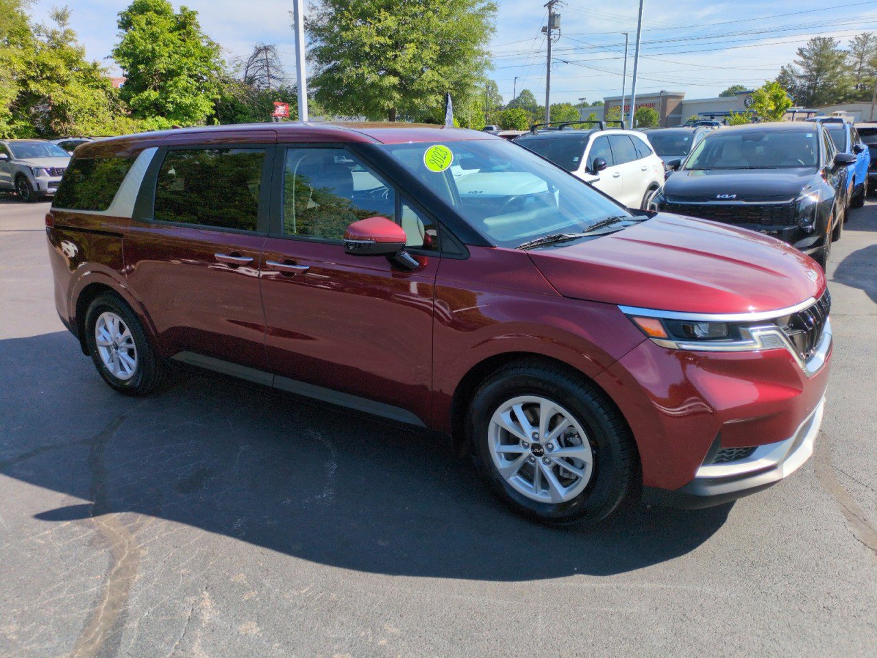 Used 2023 Kia Carnival LX