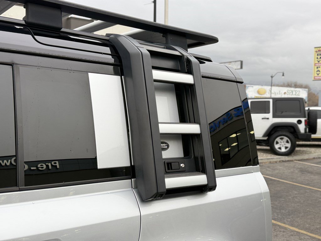 2020 Land Rover Defender 110 First Edition