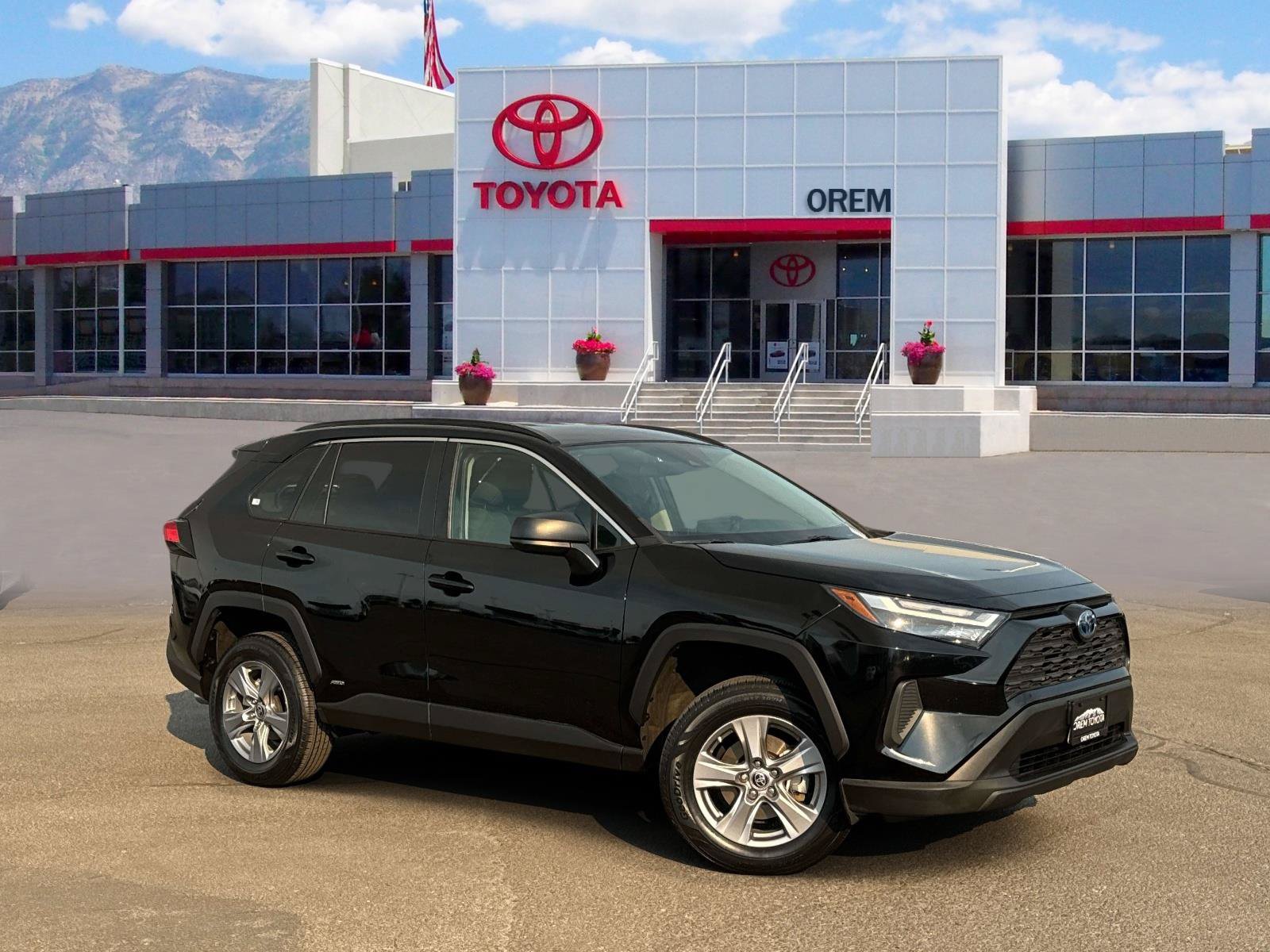 Used 2023 Toyota RAV4 LE