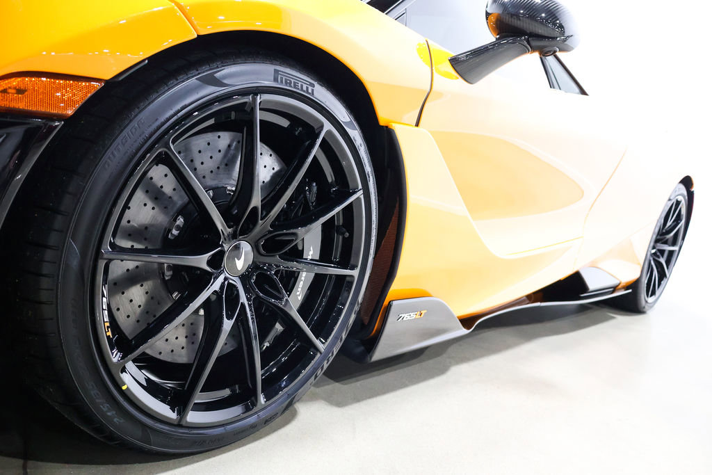 Used 2022 McLaren 765LT photo 42