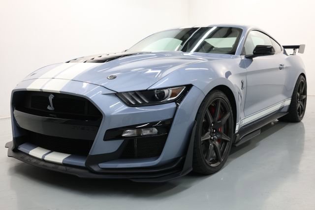 Used 2022 Ford Mustang Shelby GT500 w/ Carbon Fiber Track Pack