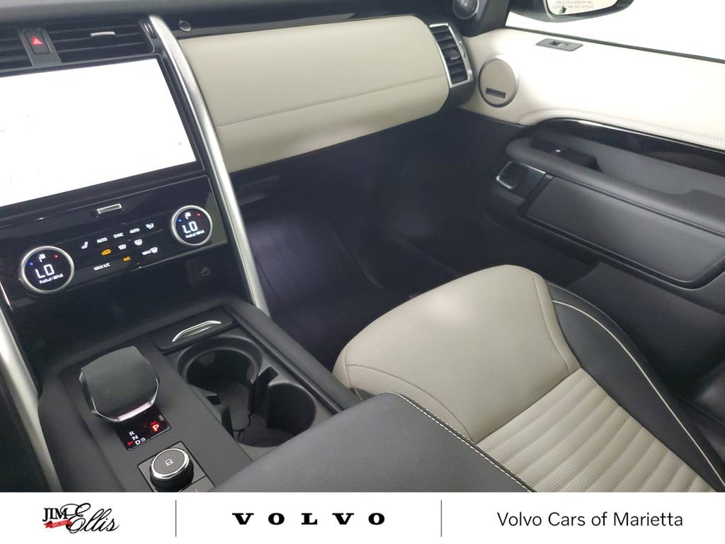 2023 Land Rover Discovery Metropolitan Edition