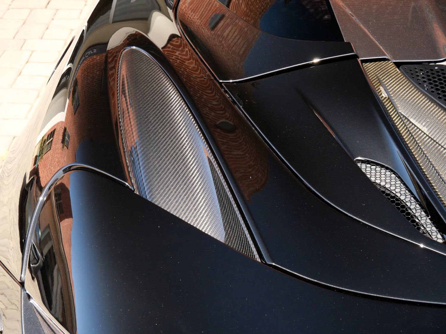 Used 2019 McLaren 720S Performance photo 6