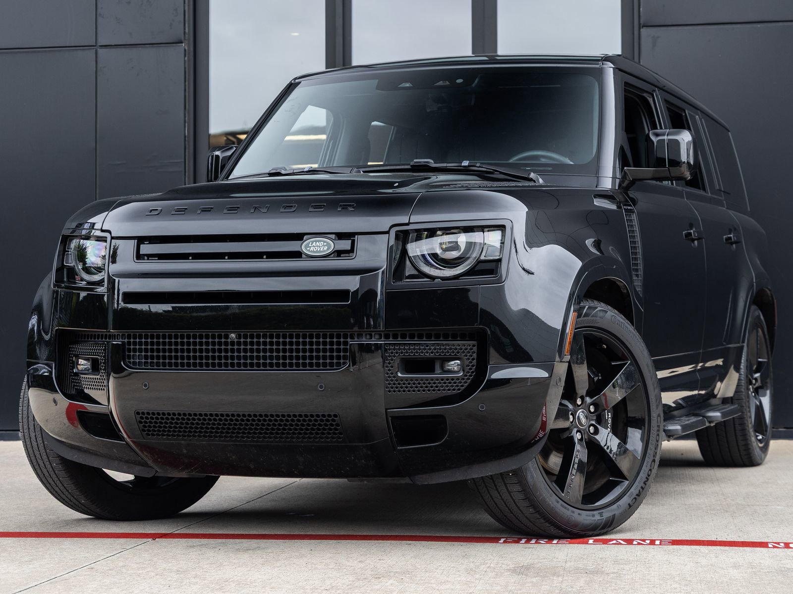 Used 2025 Land Rover Defender 130 V8