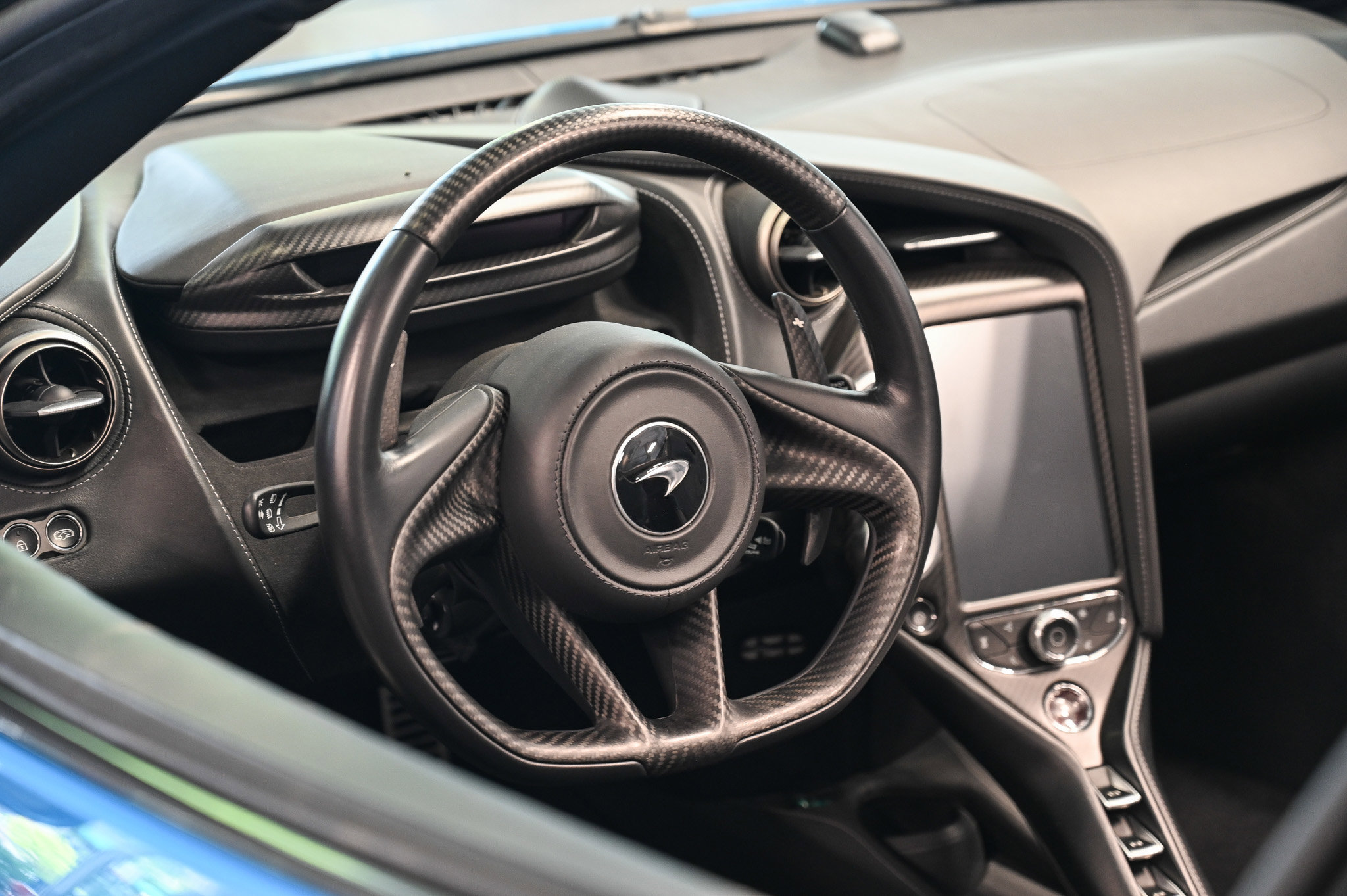 Used 2020 McLaren 720S Luxury photo 10