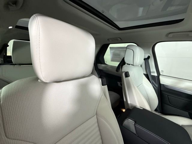 2026 Land Rover Discovery Dynamic SE