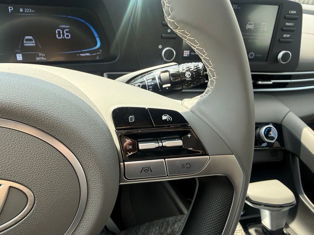 2025 Hyundai Elantra Sport