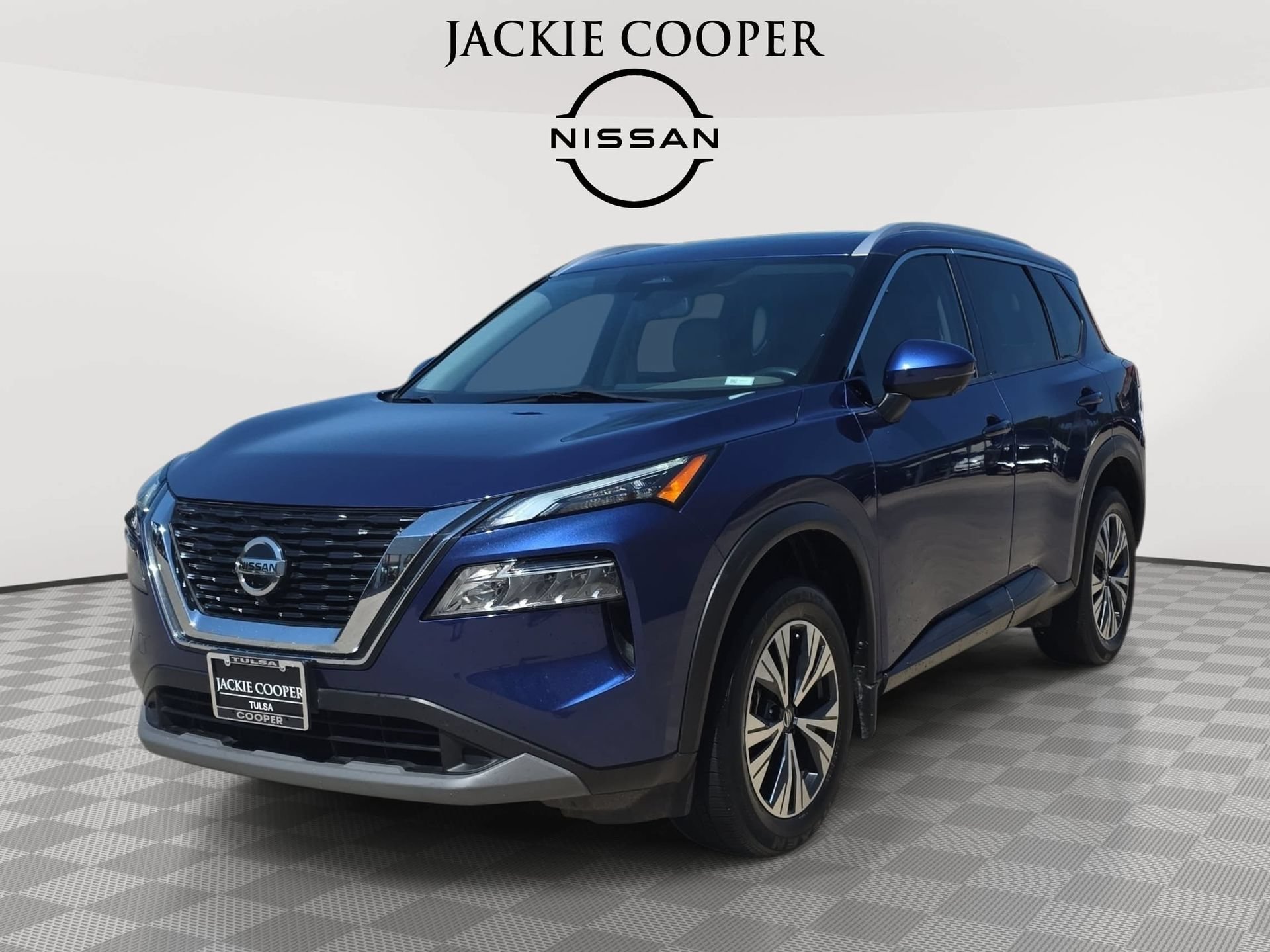 Used 2021 Nissan Rogue SV w/ Premium Package