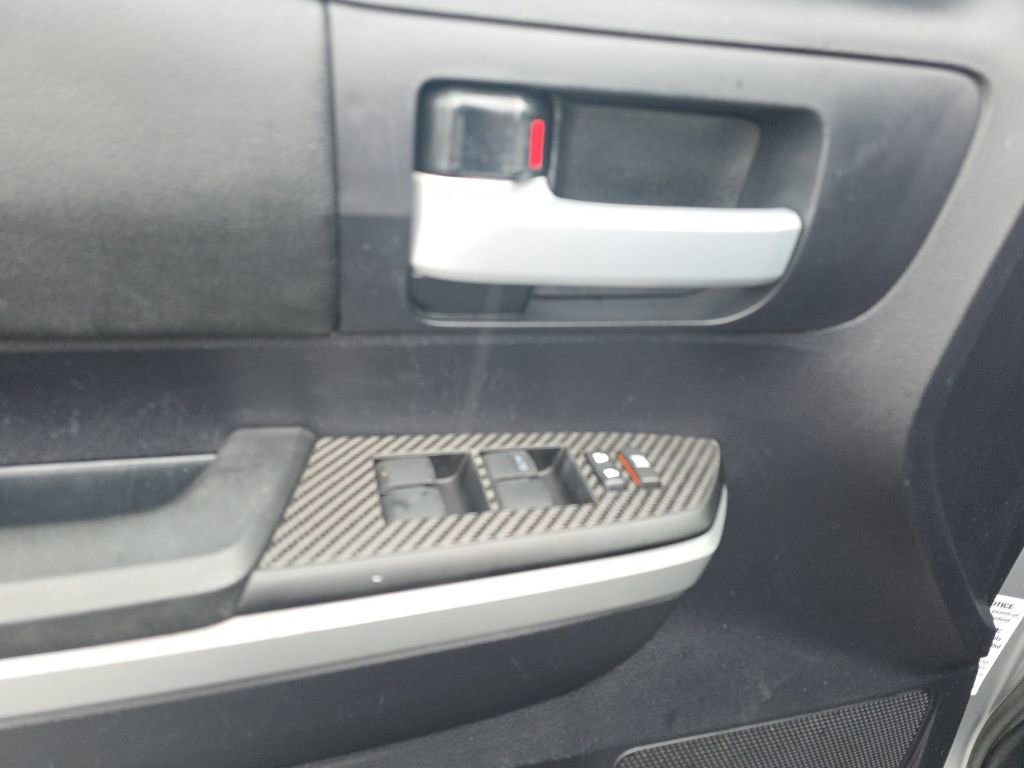 2015 Toyota Tundra SR5