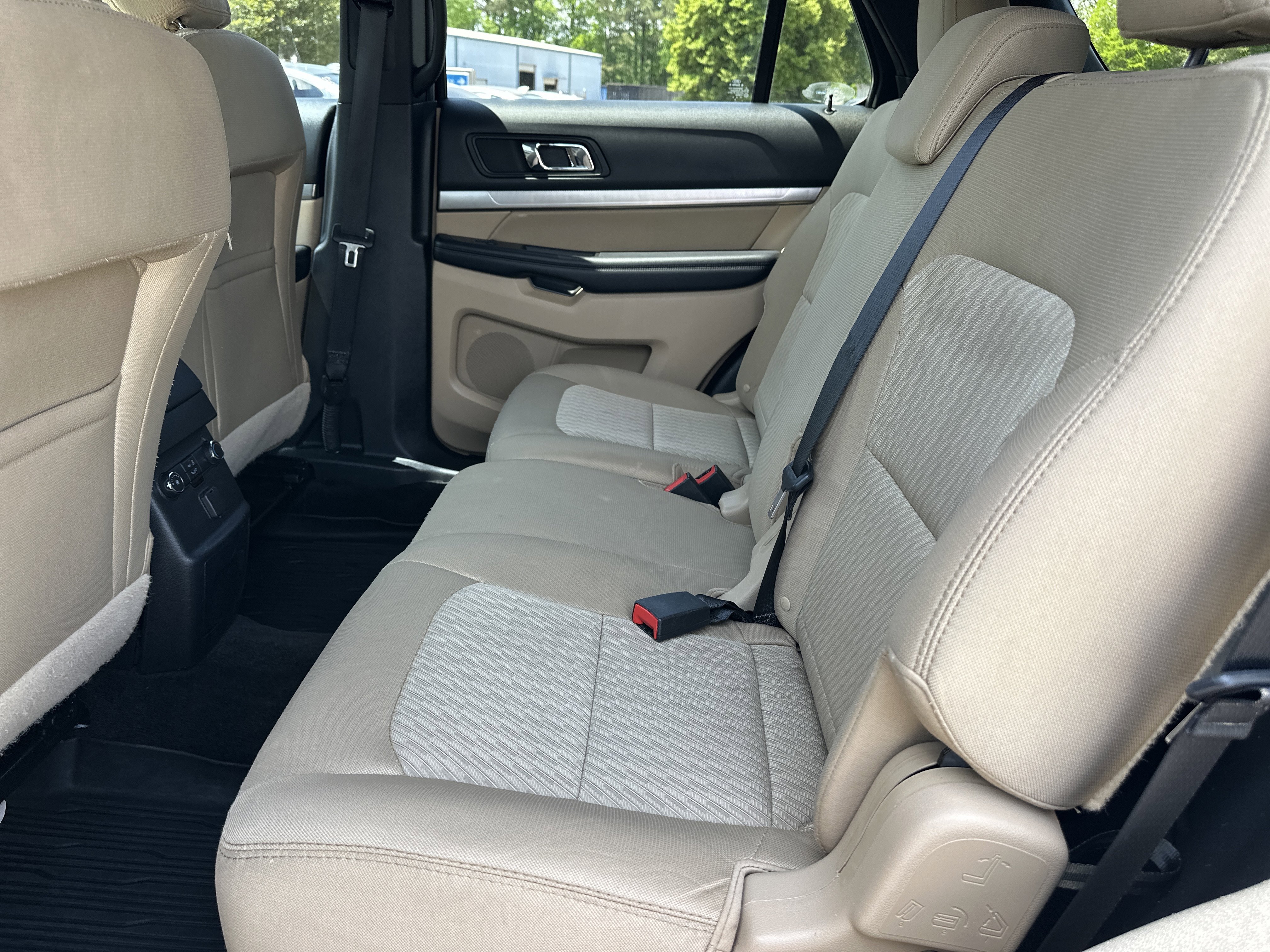 2017 Ford Explorer FWD
