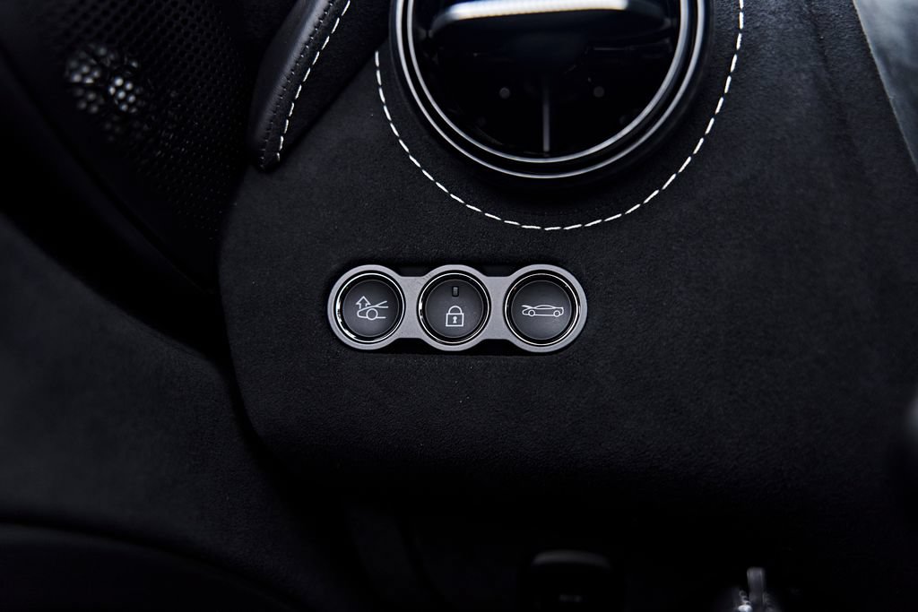 Used 2025 McLaren 750S Spider photo 61