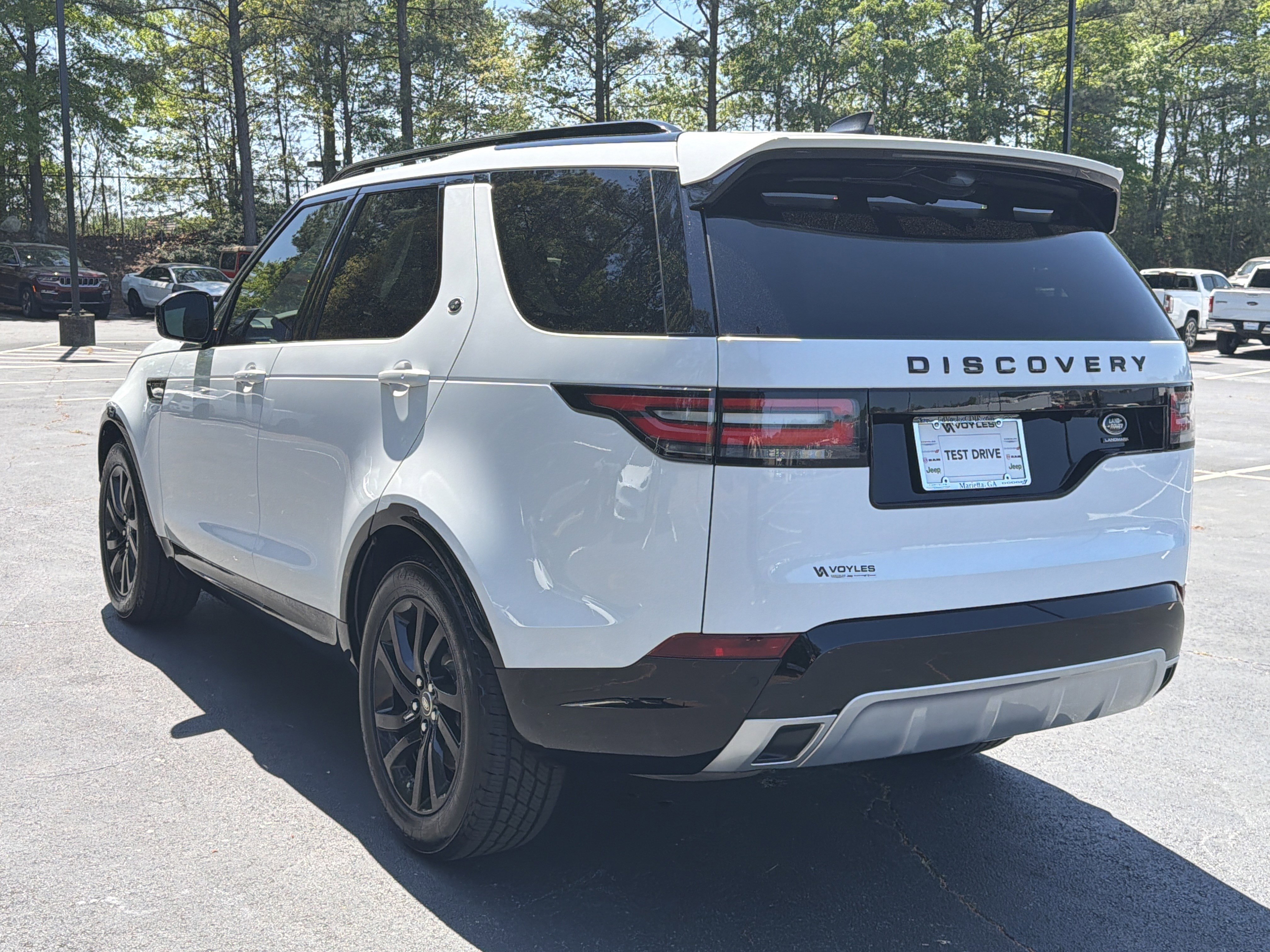 2020 Land Rover Discovery Landmark