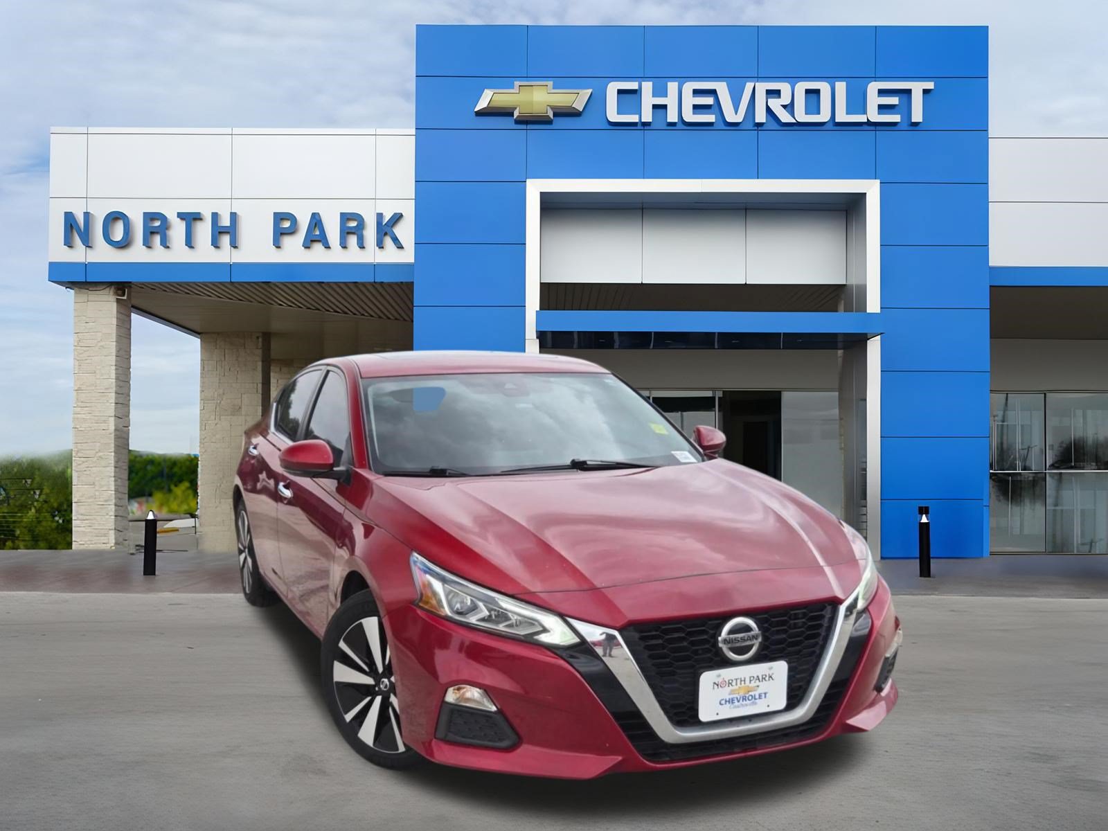 Used 2021 Nissan Altima 2.5 SV w/ SV Premium Package