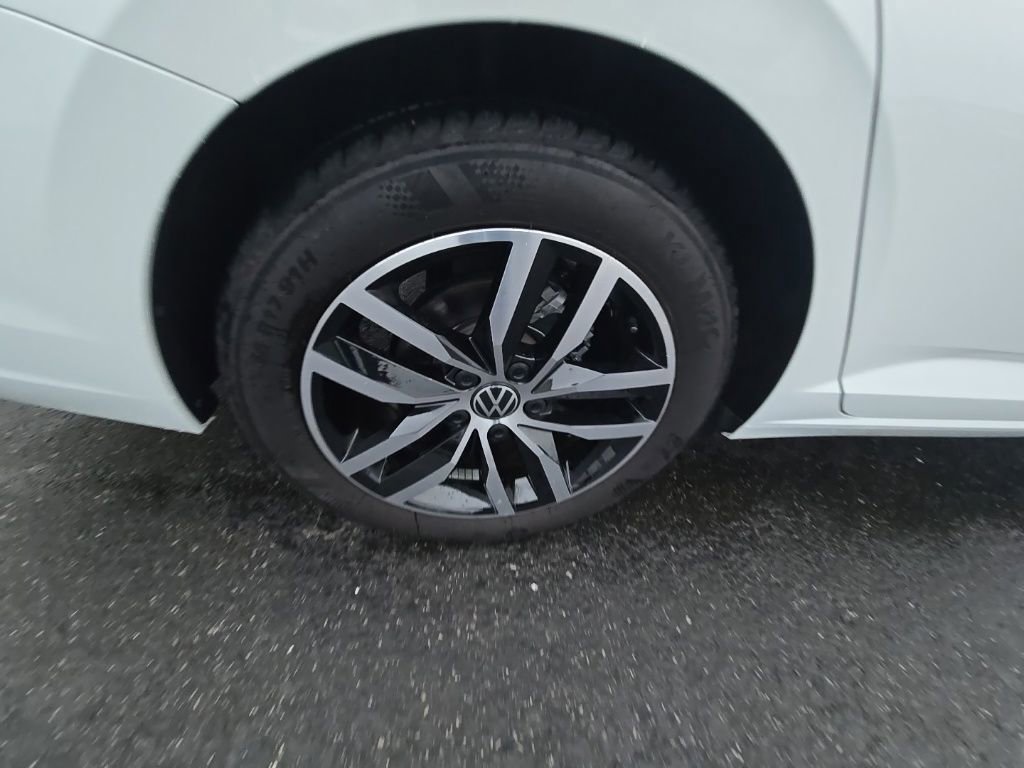 2025 Volkswagen Jetta SE