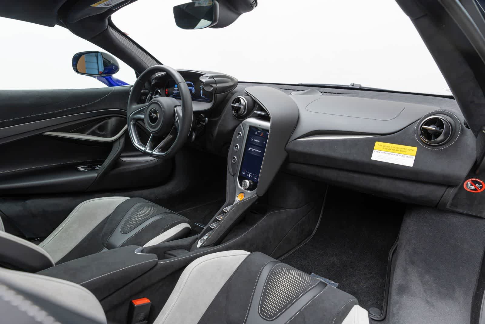 New 2027 McLaren 750S photo 38