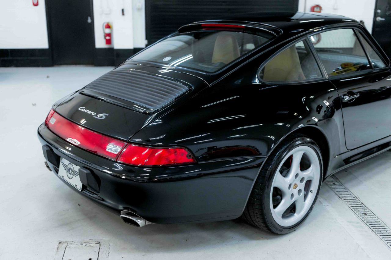 1998 Porsche 911 Carrera 4S