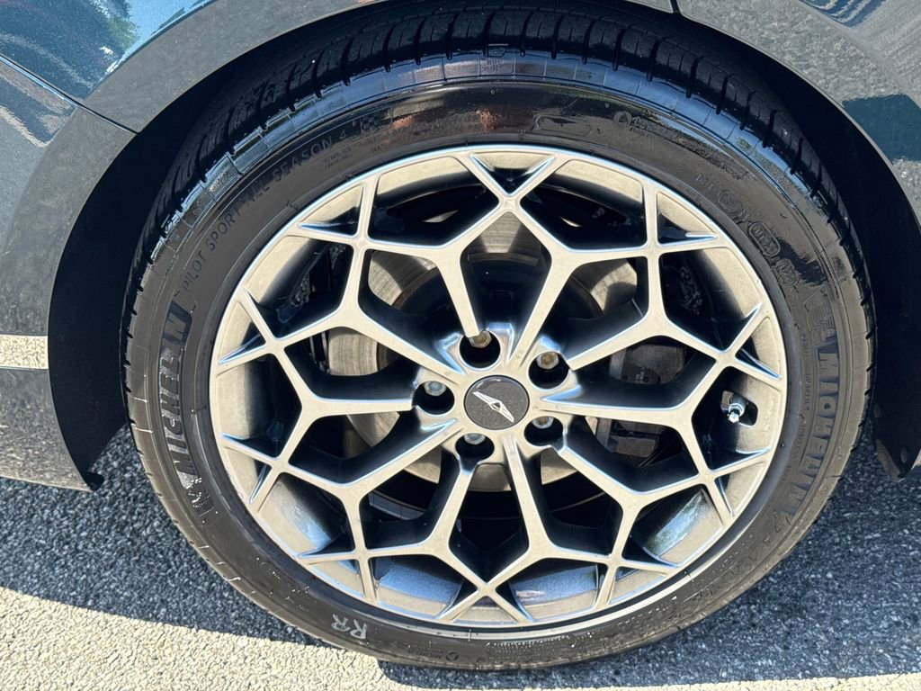 2022 Genesis G80 2.5T