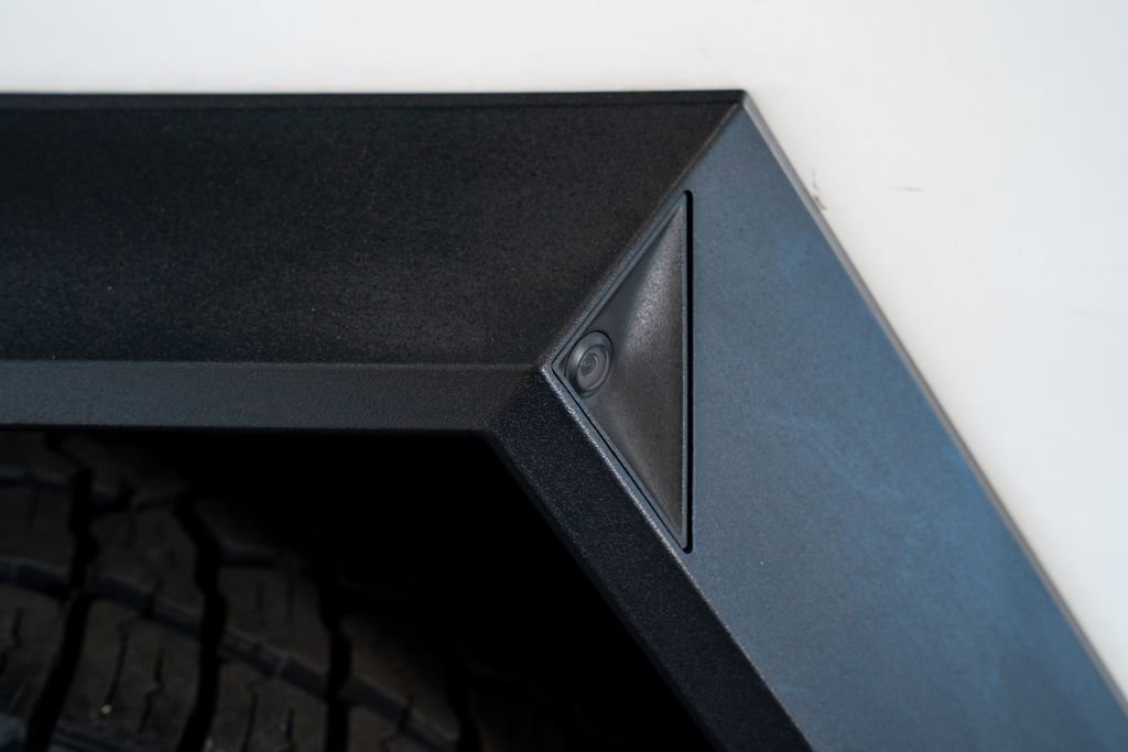 2024 Tesla Cybertruck AWD Crew Cab