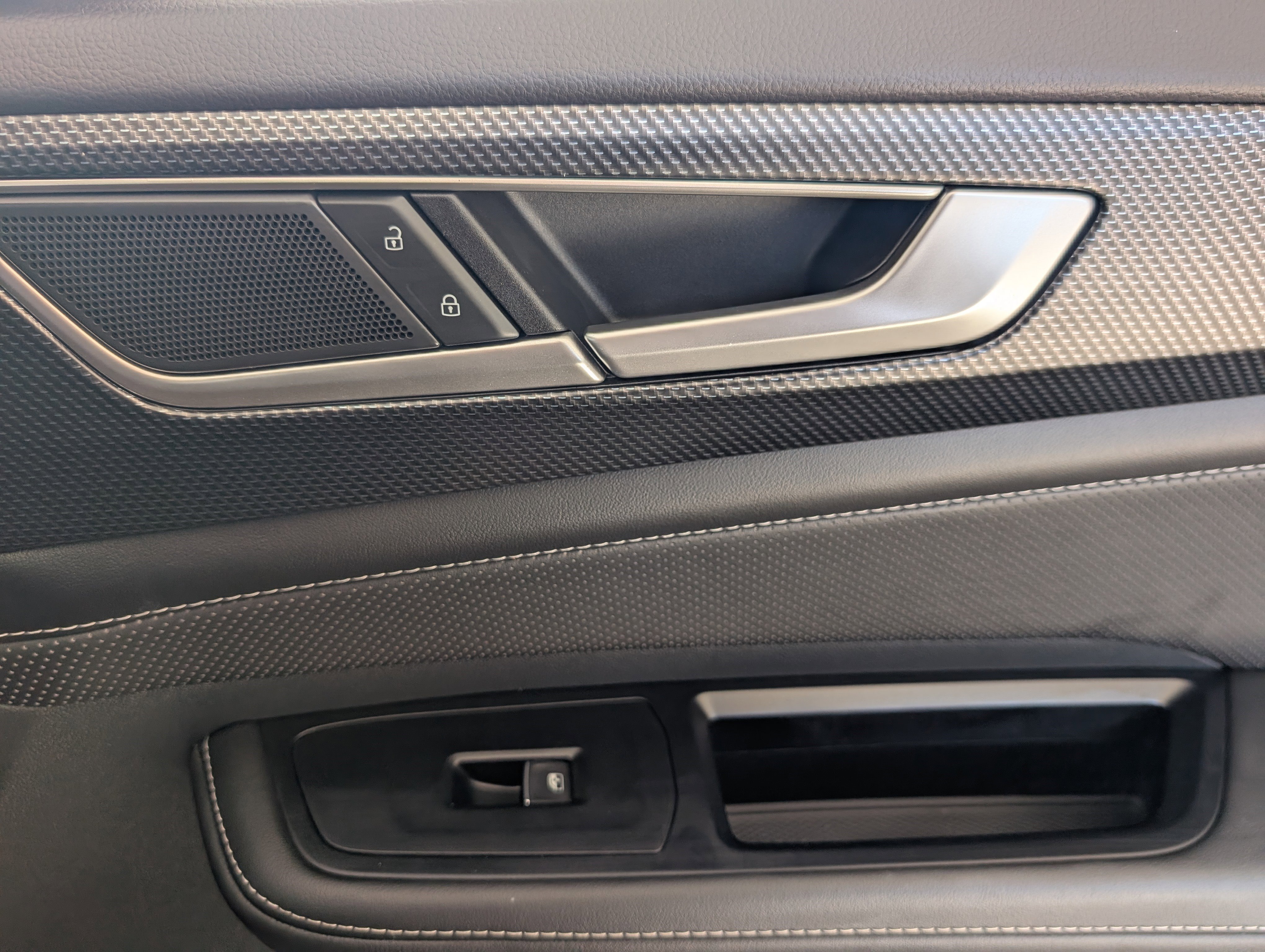 2025 Volkswagen Atlas Cross Sport SEL