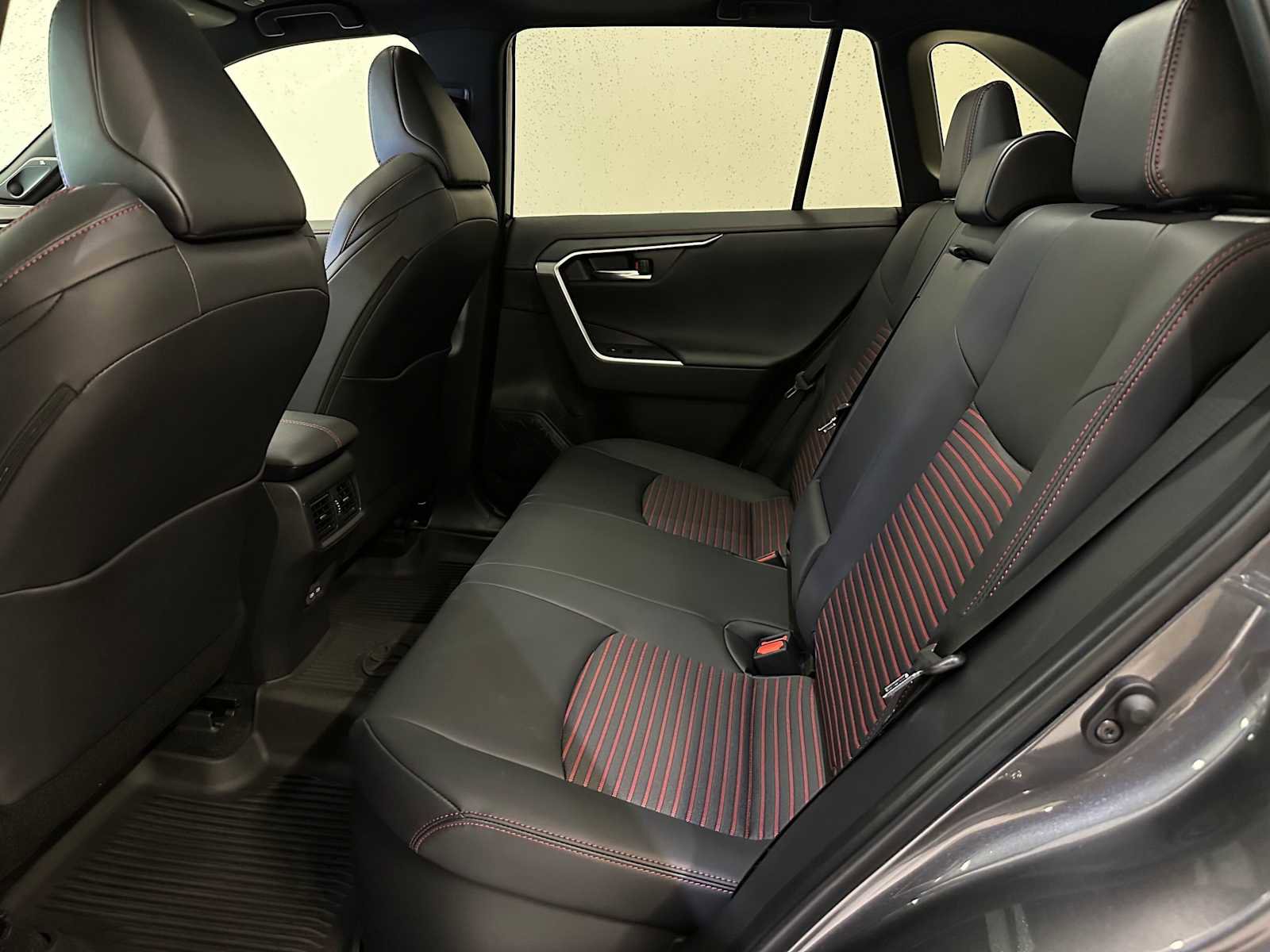 2025 Toyota RAV4 XSE