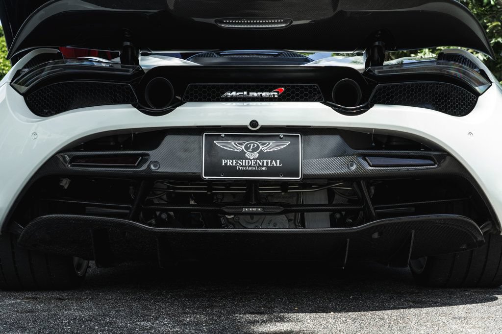 Used 2018 McLaren 720S Performance photo 27