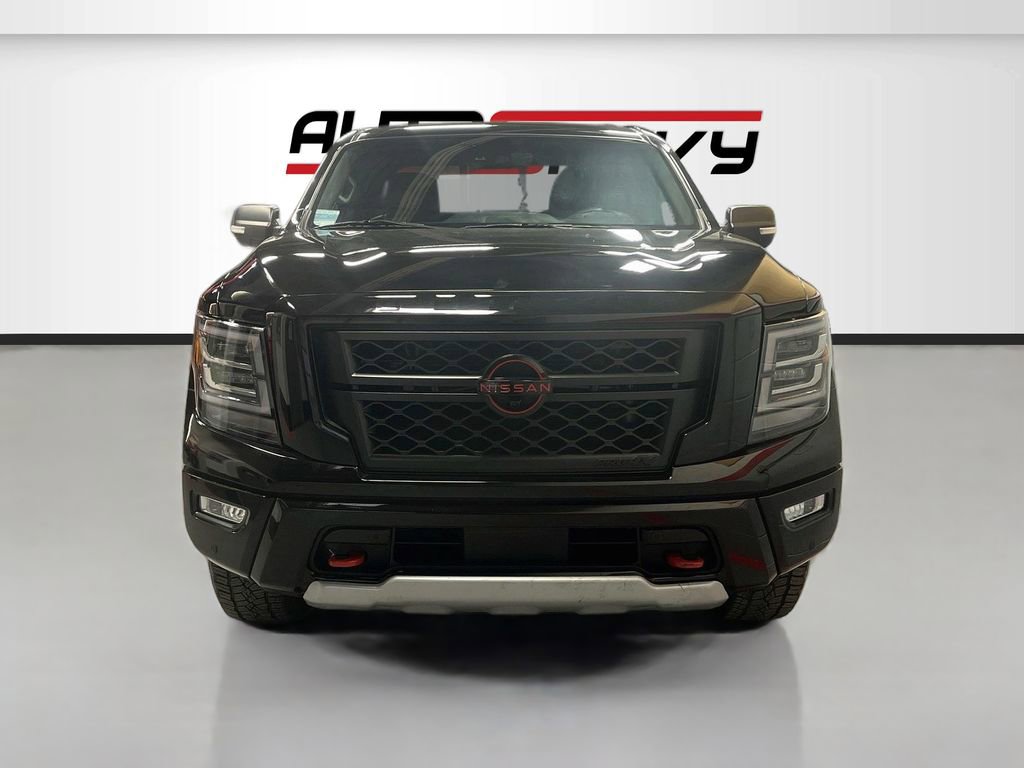 2024 Nissan Titan PRO-4X