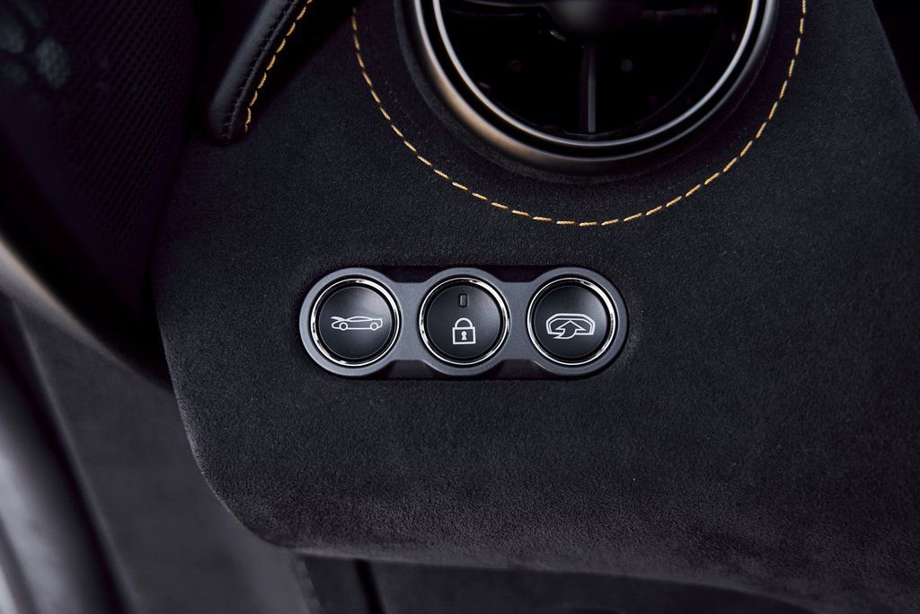 Used 2020 McLaren 720S Spider photo 46