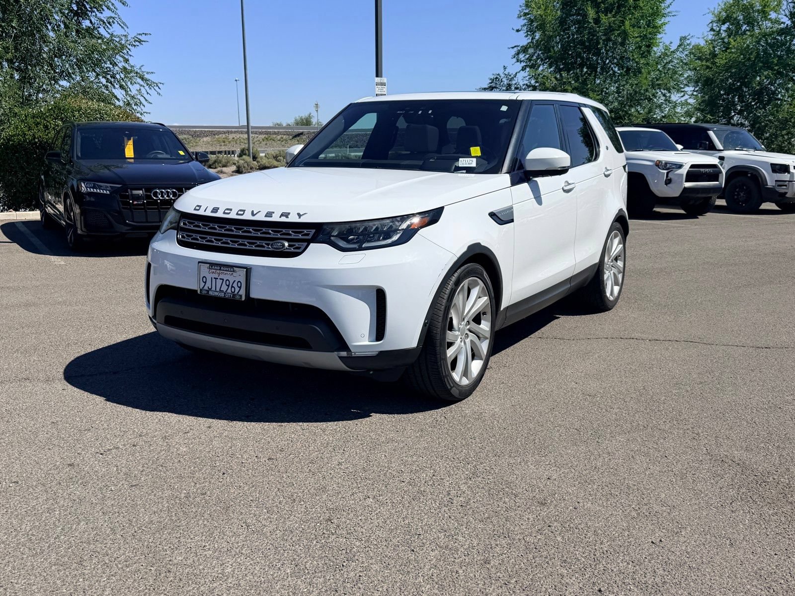 Used 2017 Land Rover Discovery HSE Luxury