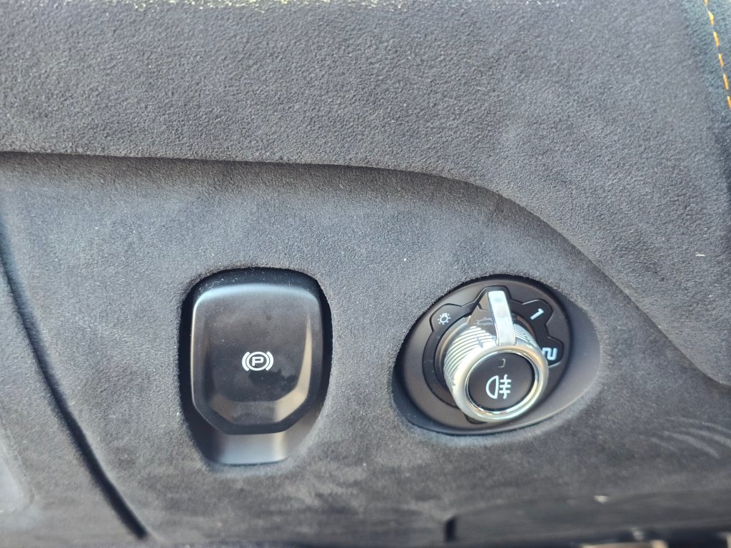 Used 2022 McLaren 720S Performance photo 19