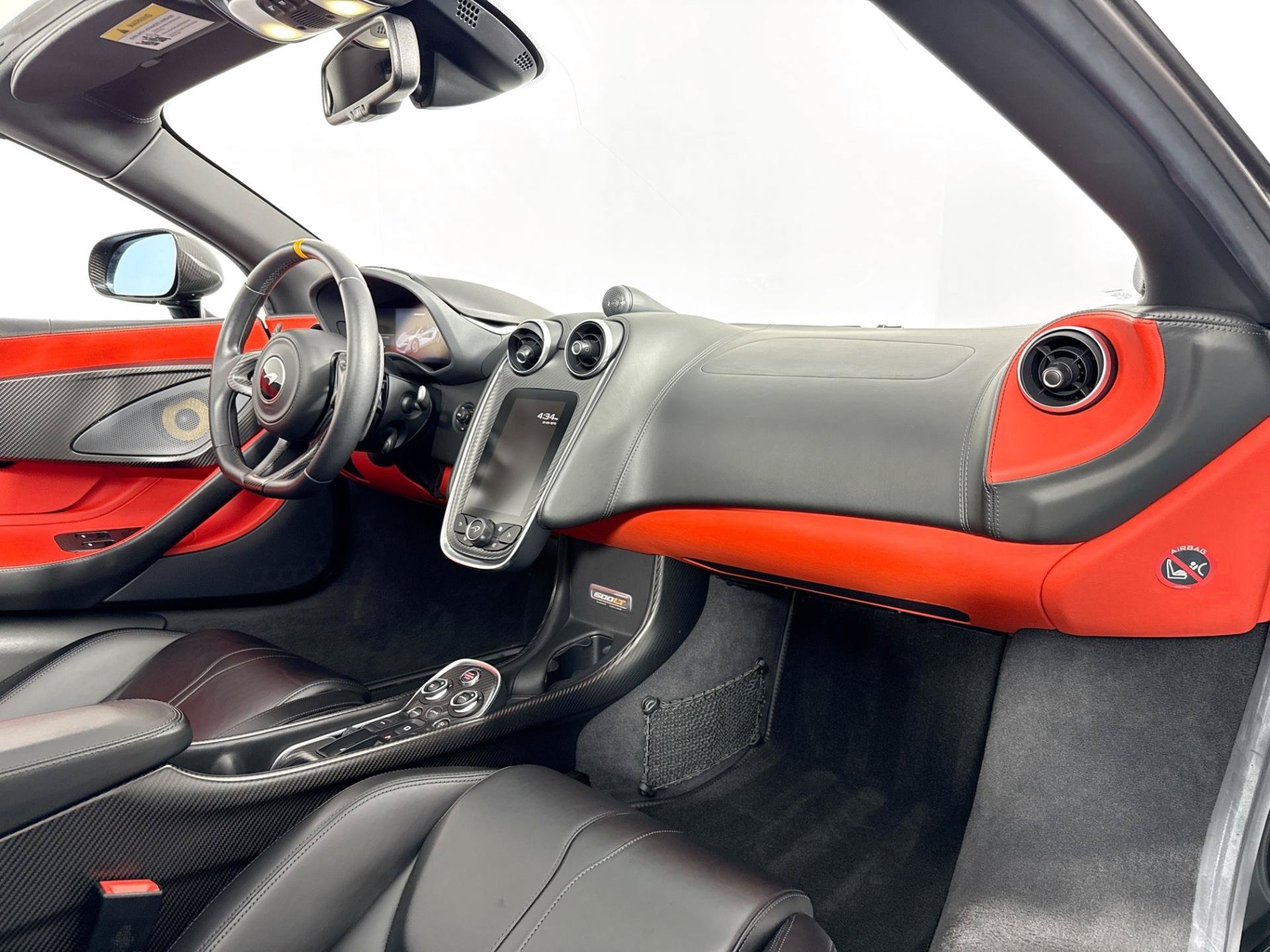 Used 2020 McLaren 600LT Spider photo 27
