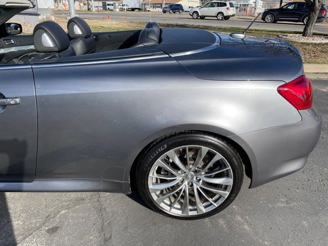 2012 INFINITI G37 Sport
