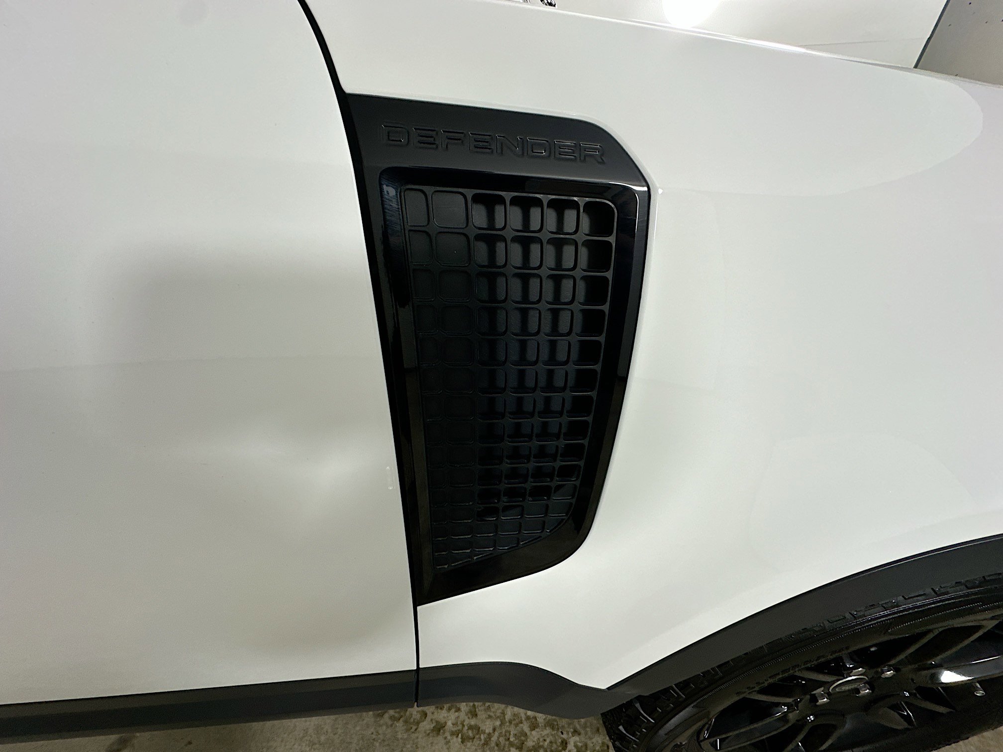 2024 Land Rover Defender 110 S